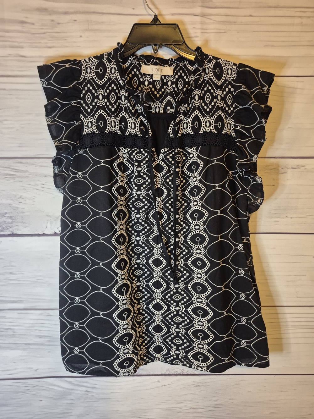 LOFT Black & White Embroidered Printed Flutter Sleeve Top M